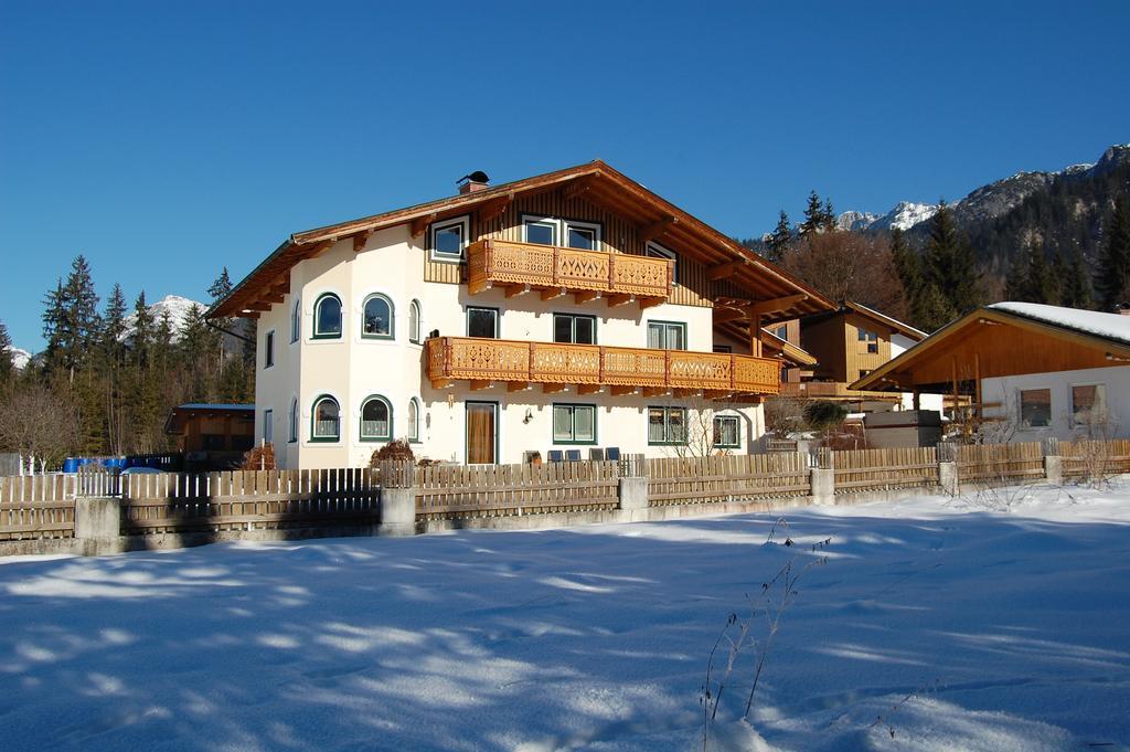 Landhaus Brugger Daire Saalfelden Oda fotoğraf