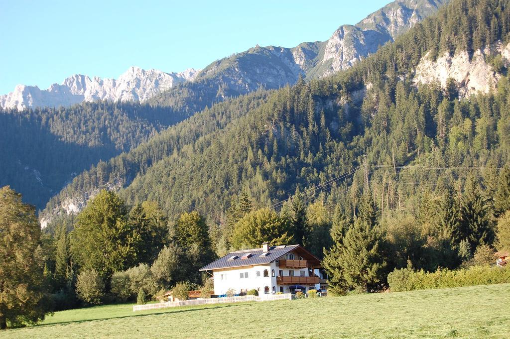 Landhaus Brugger Daire Saalfelden Oda fotoğraf